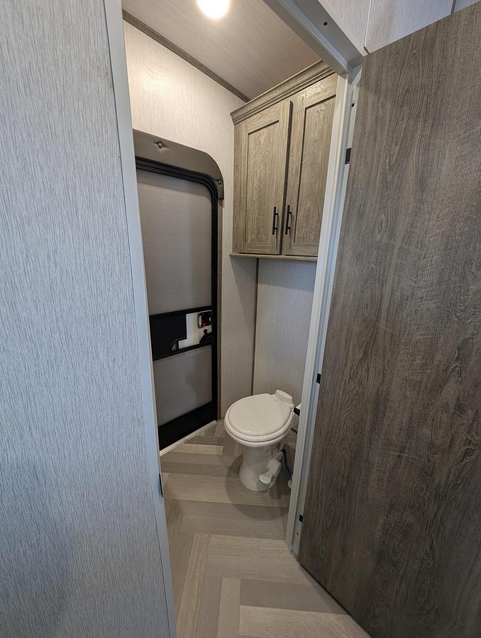 Used 2022 Forest River Salem Hemisphere 356qb
