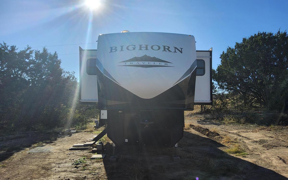 Used 2020 Heartland Bighorn Traveler 38FL Fifth Wheel