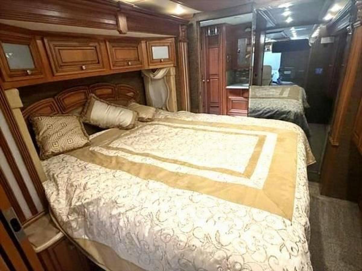 Used 2015 Newmar Dutch Star 4002 Class A