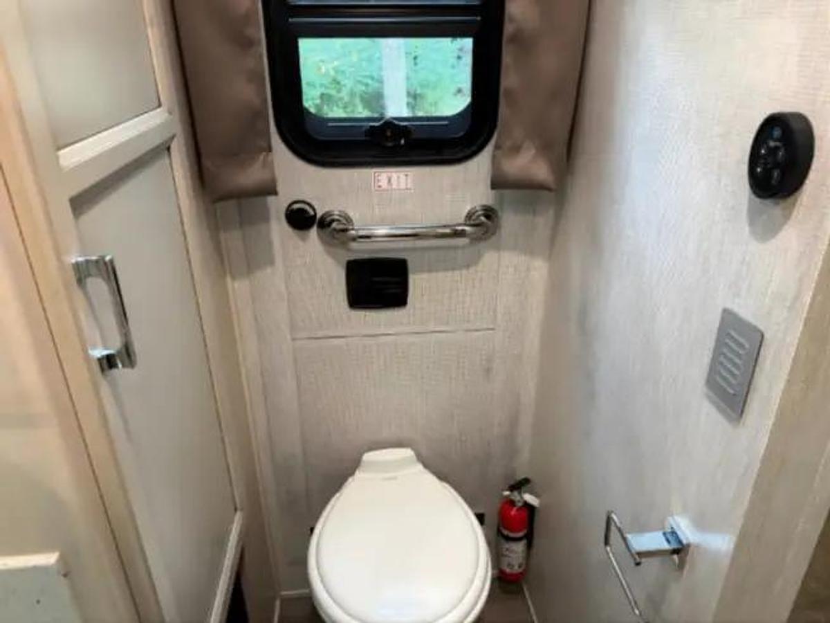 Used 2023 Newmar Bay Star 3629 Class A Motorhome