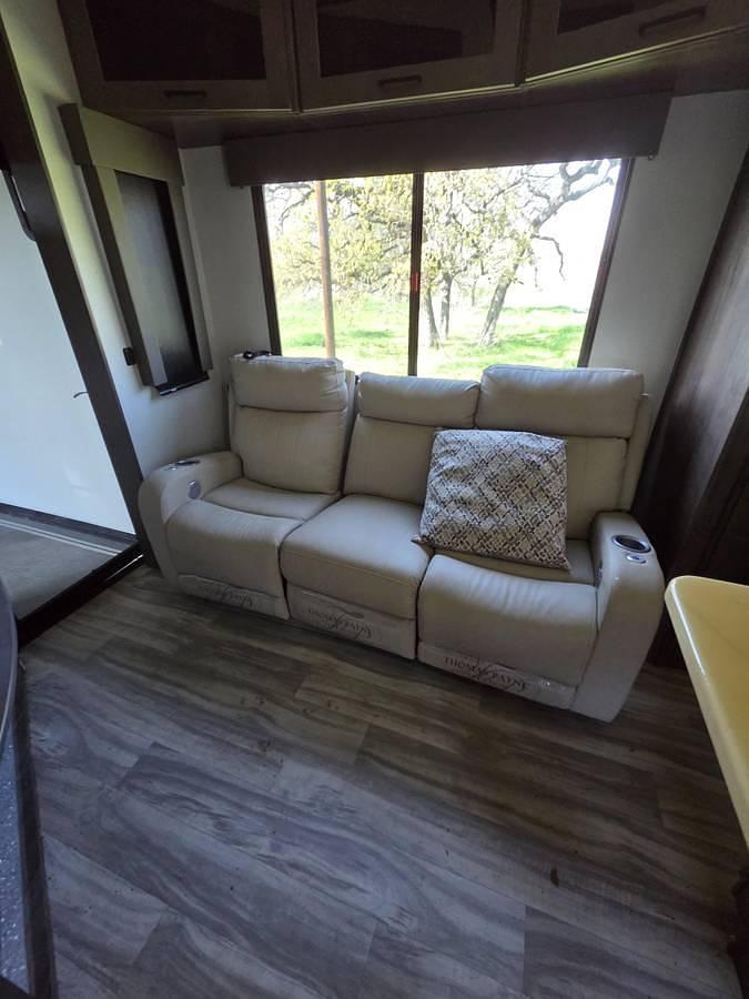 Used 2021 Alliance Valor Toy Hauler