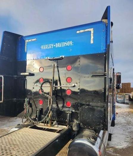 Used 2004 Peterbilt 379