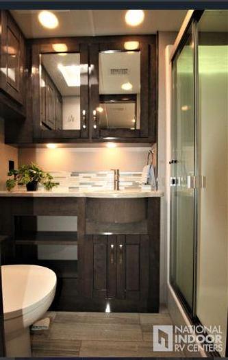 Used 2021 Entegra Reatta 37k