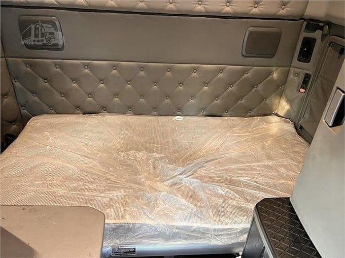 Used 2017 KENWORTH T68