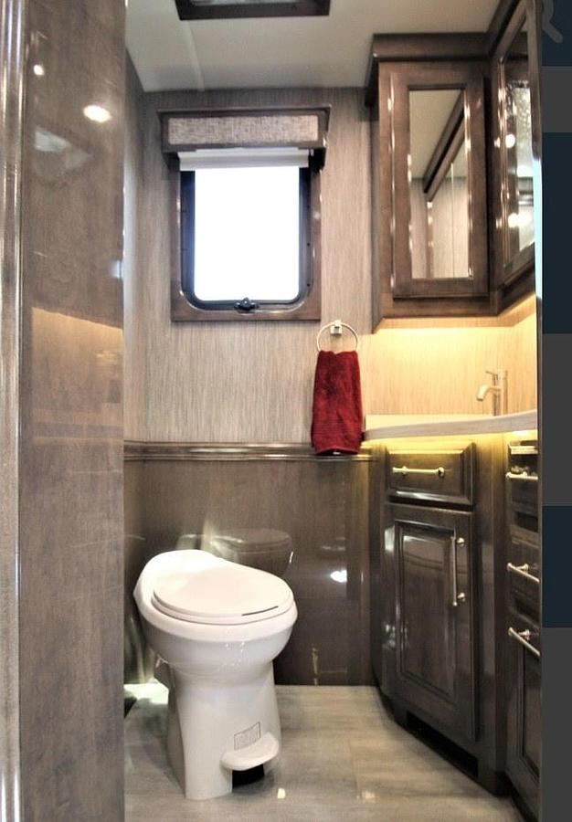 Used 2021 Entegra Coach Aspire 44B