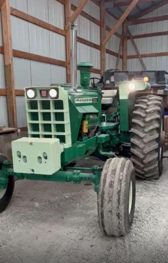Used 1973 OLIVER 2255 Tractor