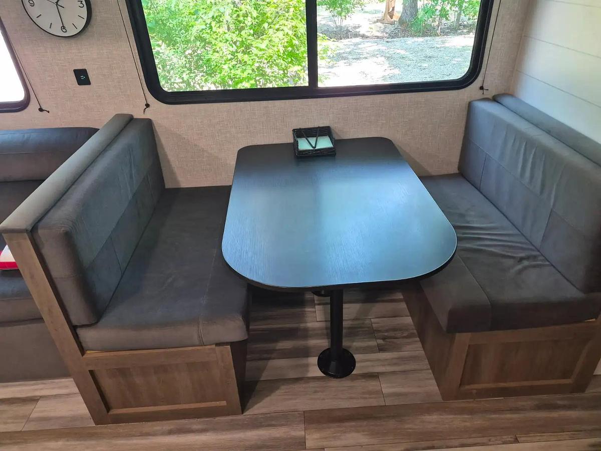Used 2025 Jayco Jay Flight 262RLS Travel Trailer