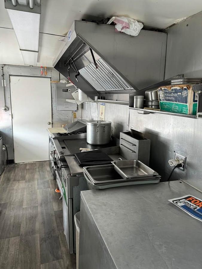 Used 2000 Chevrolet Express Food Truck