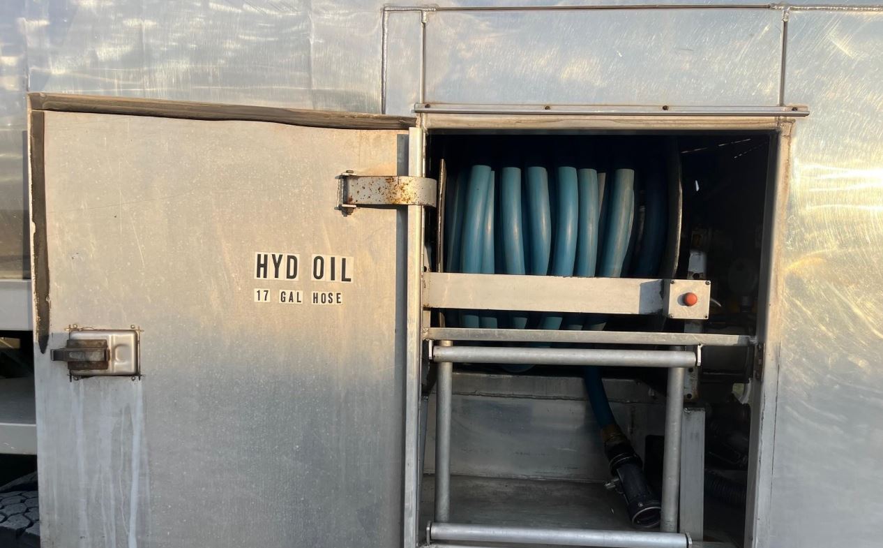 Used 2000 Kenworth T300