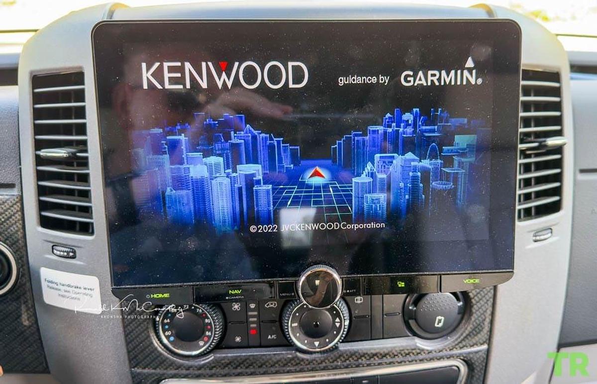 Used 2018 Winnebago Navion 24V Mercedes Diesel Class C Motorhome – 45,353 Miles – 510W Solar – Lithium Batteries – Upgraded Electronics