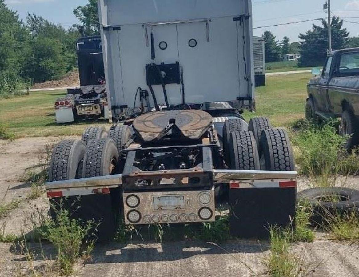 Used 2016 MACK PINNACLE CHU613 RAWHIDE