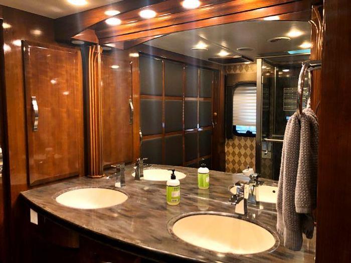 Used 2012 Newmar King Aire 4584