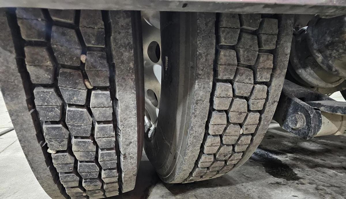 Used 2007 Kenworth W900L