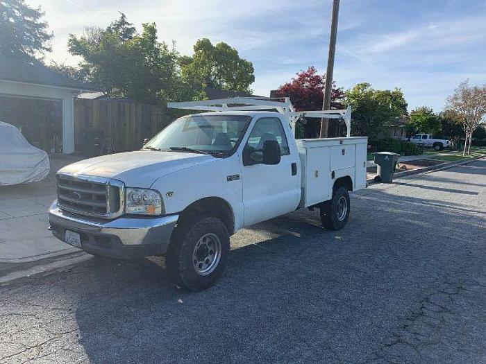 Used 2000 Ford F250 Utility Truck