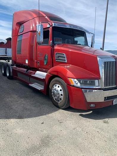 Used 2016 Western Star 5700 XE