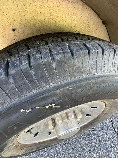 Used 2005 4 Star 3 HORSE