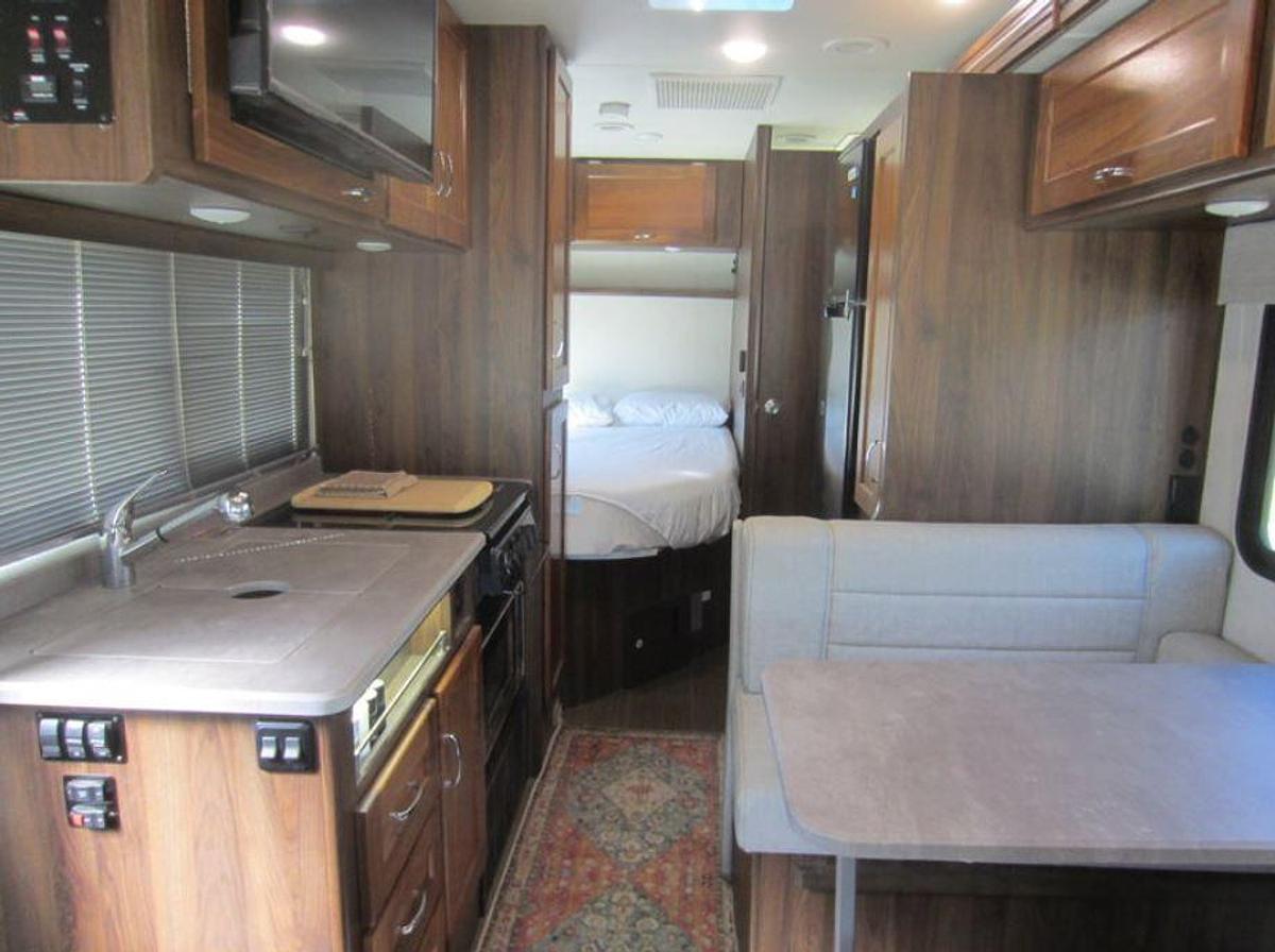Used 2020 Winnebago Vita 24F