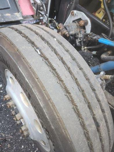 Used 2001 Peterbilt 379 American Class