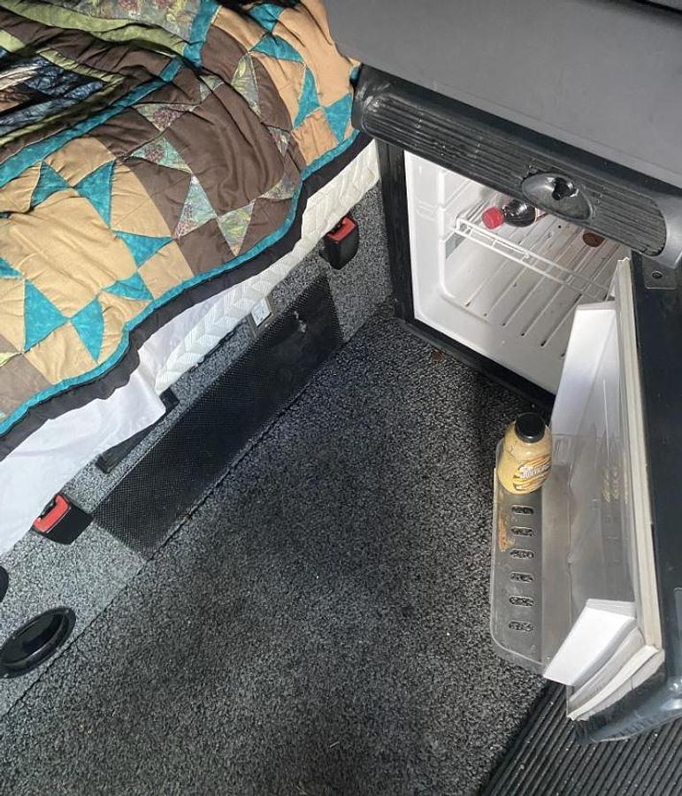 Used 2018 Mack Pinnacle CHU613 Sleeper Truck