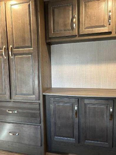 Used 2023 Rockwood Cougar Fifth Wheel