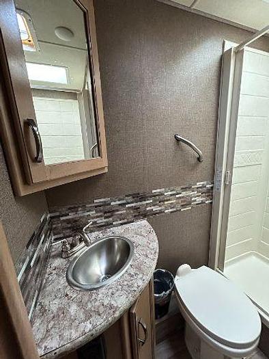 Used 2018 Thor Motor Coach Freedom Elite 26HE