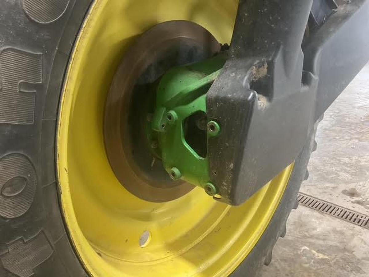 Used 2001 John Deere 4710 Self Propelled Sprayer