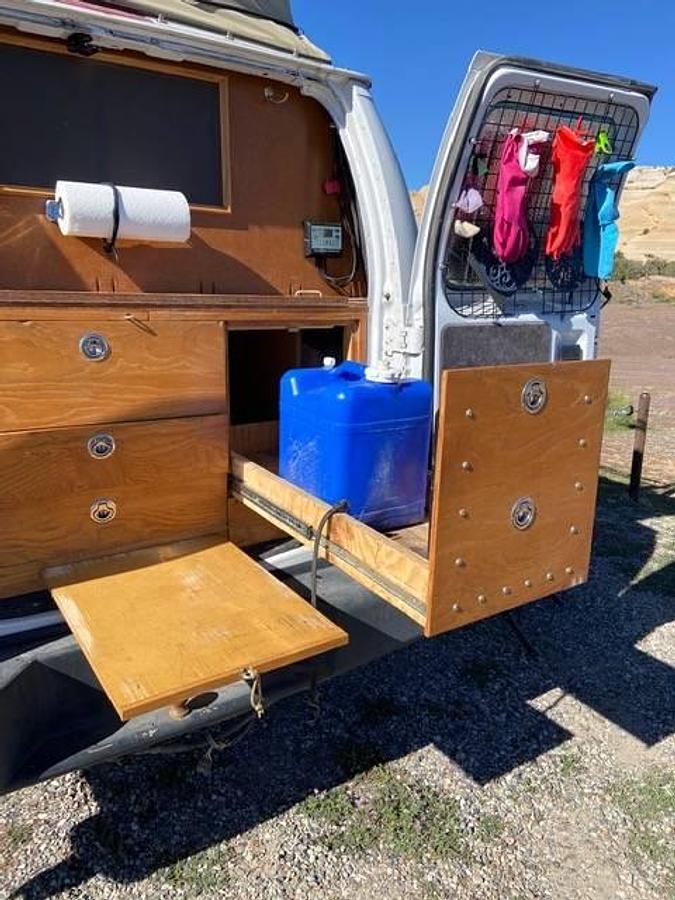 Used 2011 Ford E-350 Econoline