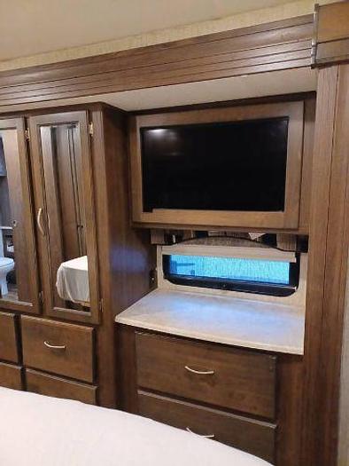 Used 2019 Coachmen Mirada 35OS