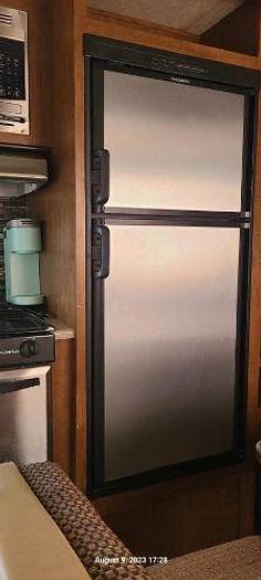 Used 2017 Forest River Salem T26TBUD 26ft Travel Trailer