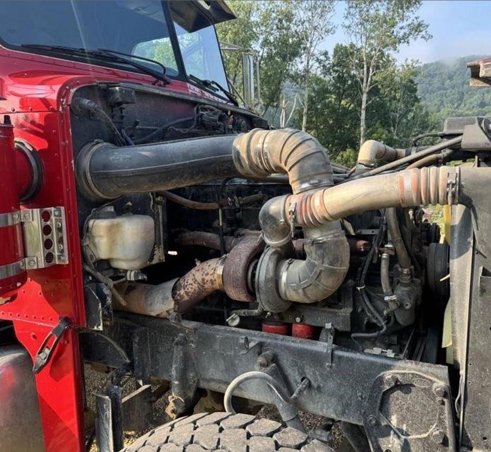 Used 1998 Peterbilt 357 Dump Truck