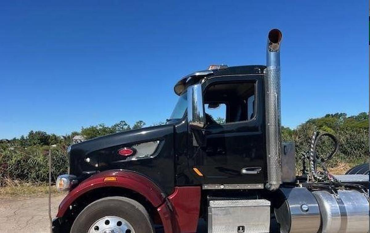 Used 2020 PETERBILT 567 Day Cab