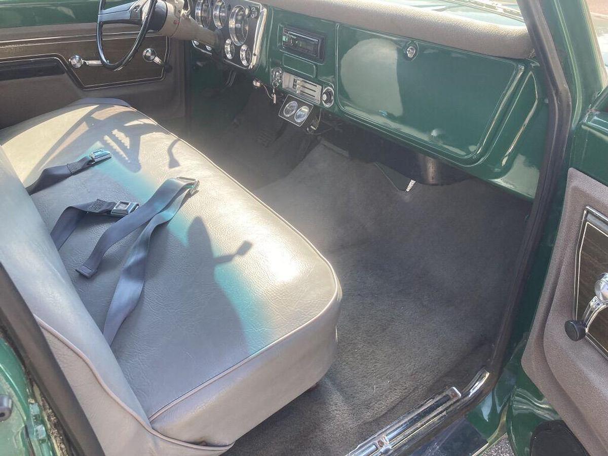 Used 1972 Chevrolet Suburban