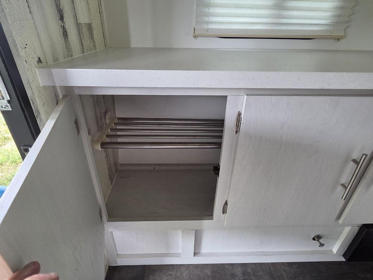 Used 2023 Rove Lite 14FB Travel Trailer