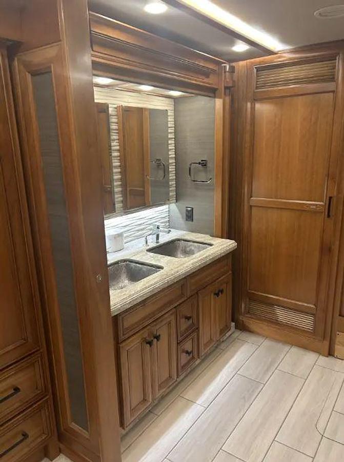 Used 2021 Tiffin Motorhomes ALLEGRO BUS 40 IP Class A Motorhome