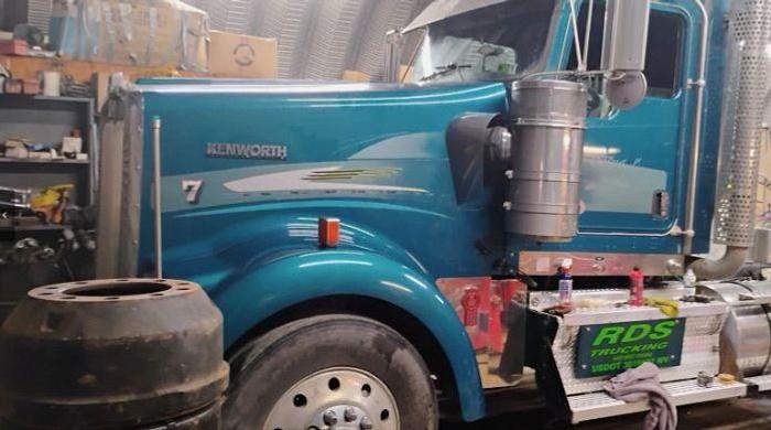 Used 2015 KENWORTH W900L with a 2019 TRAILSTAR DUMP