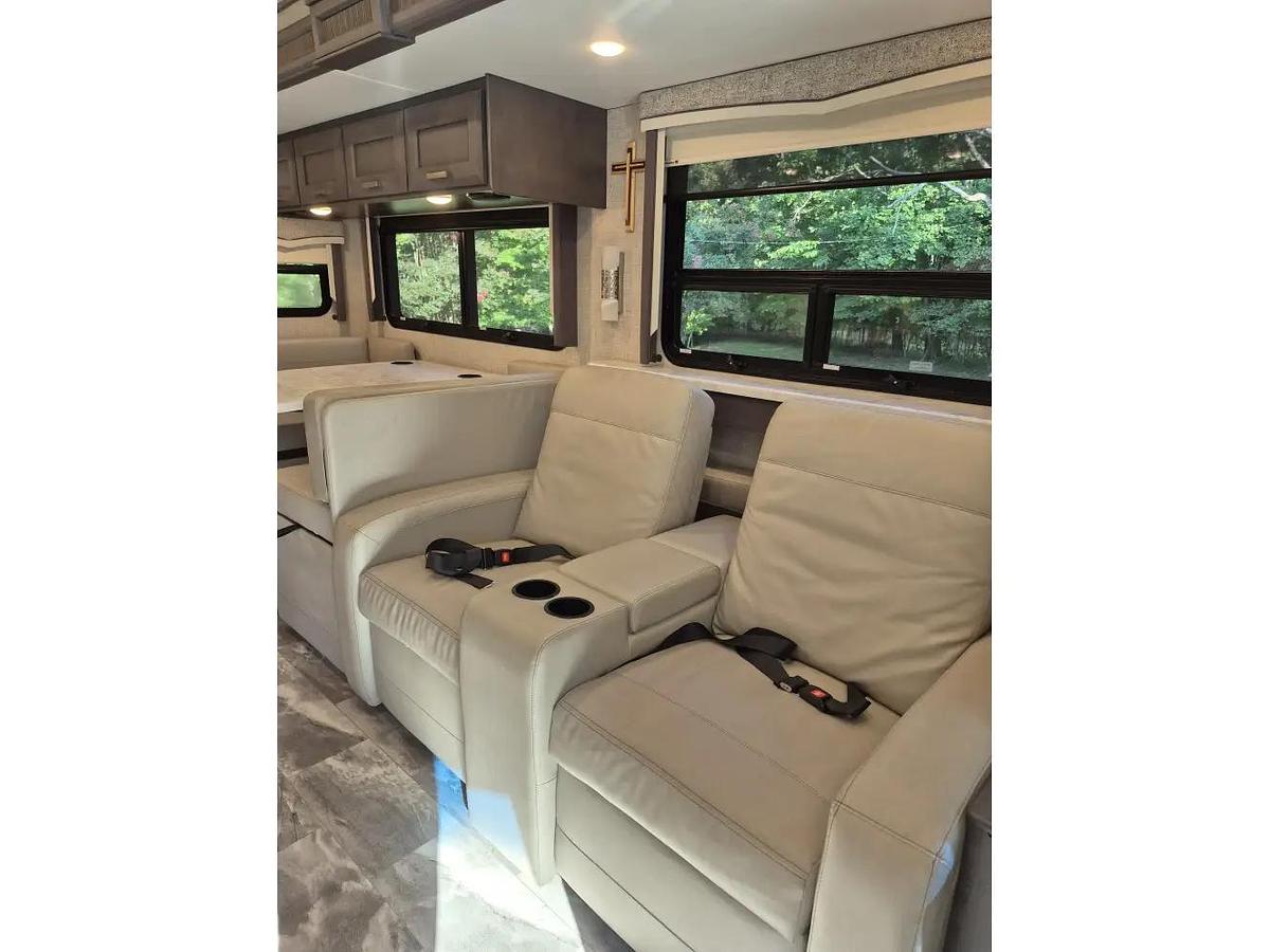 Used 2023 Thor Challenger 37FH Class A Gas Motorhome