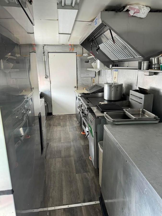 Used 2000 Chevrolet Express Food Truck