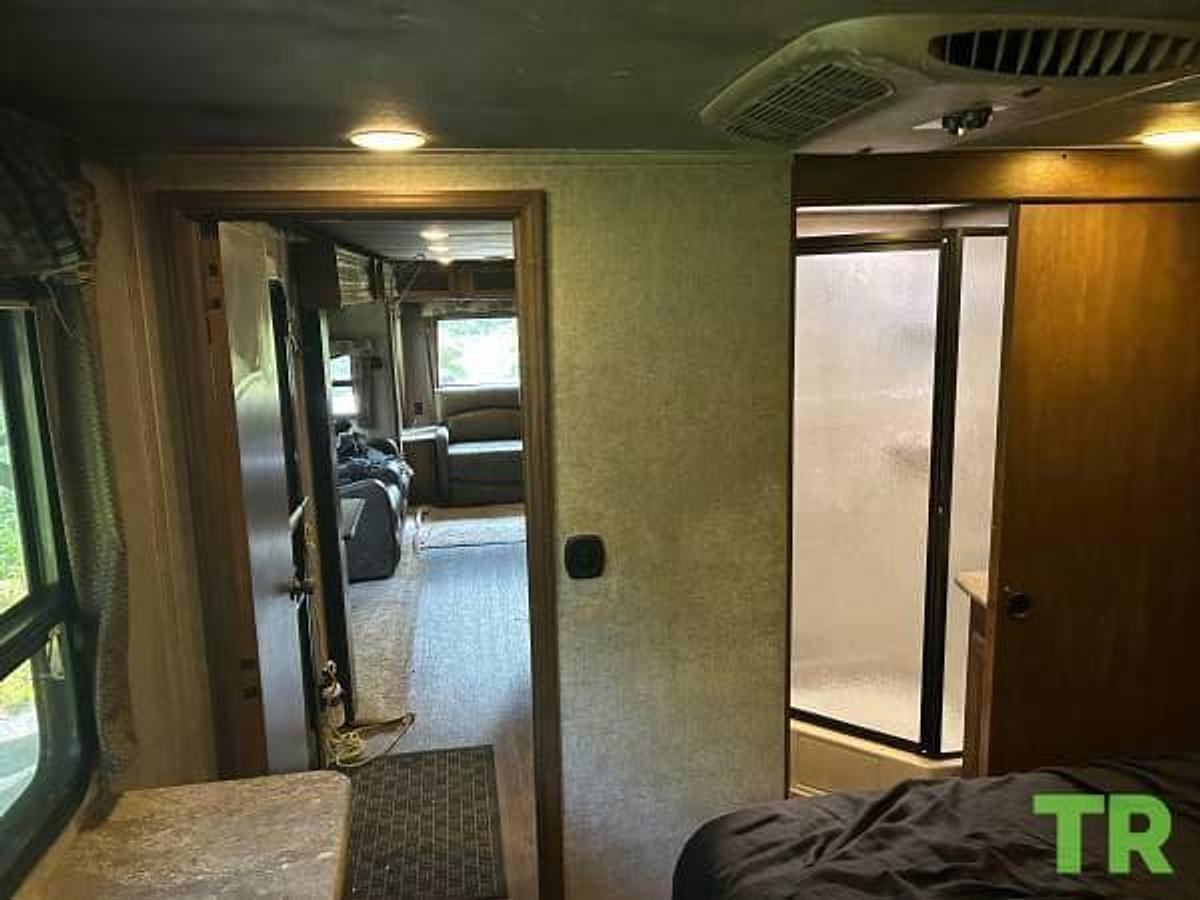 Used 2016 Keystone Sprinter Travel Trailer