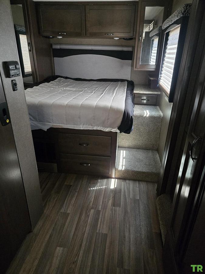Used 2018 Thor Motor Coach A.C.E. 30.4