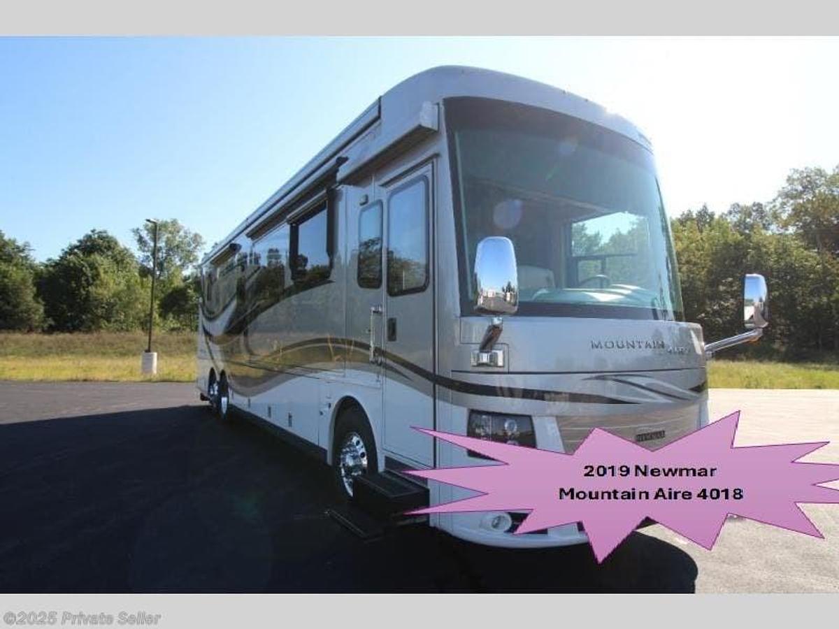 Used 2019 Newmar Mountain Aire 4018