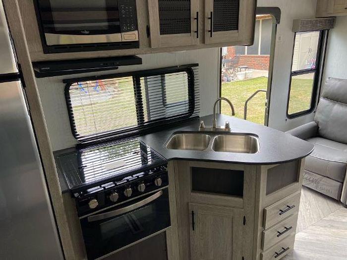 Used 2022 Heartland Prowler 256RL