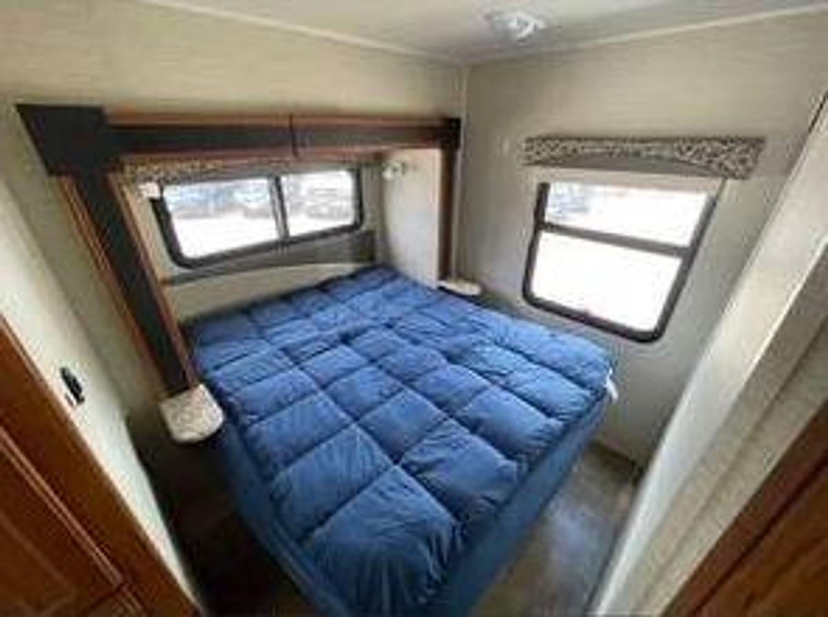 Used 2017 Jayco Redhawk 26X1 Class C Motorhome
