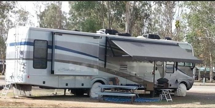 Used 2005 Fleetwood Southwind 37L