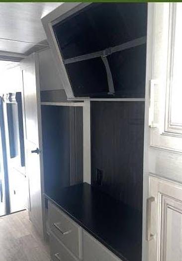 Used 2021 Keystone Montana 3762BP