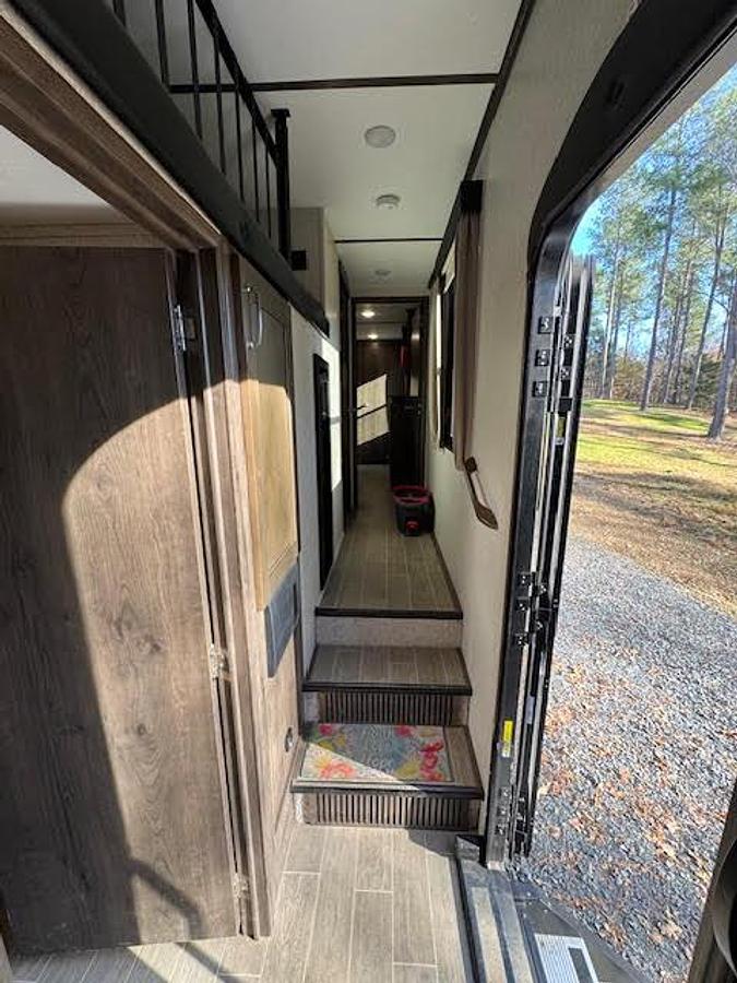 Used 2020 Keystone Montana High Country 385BR Fifth Wheel
