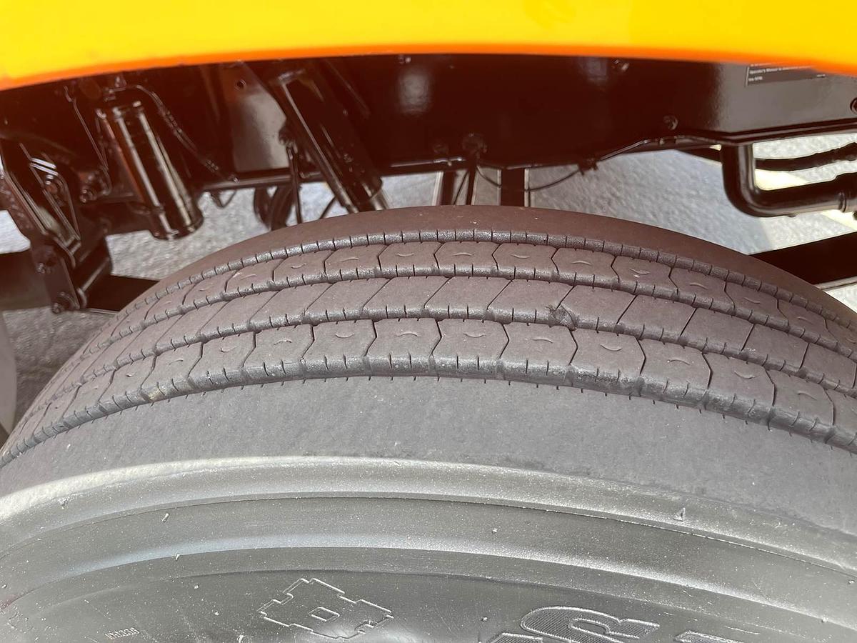 Used 2018 Peterbilt 337 Single Axle