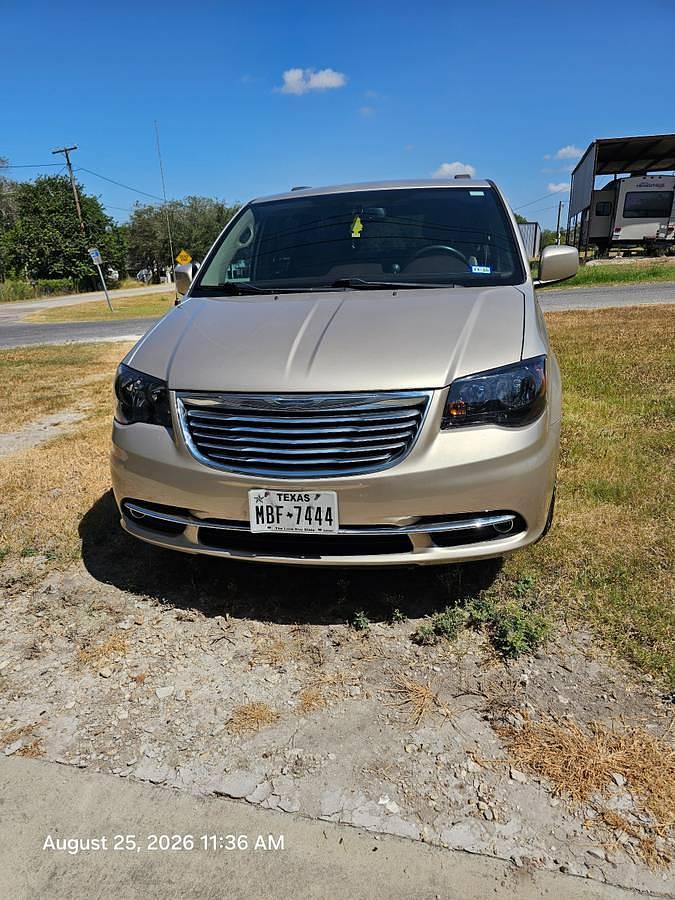 Used 2014 Chrysler Town And Country Van
