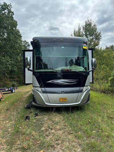 Used 2018 Tiffin Motorhomes Allegro Red 33AA