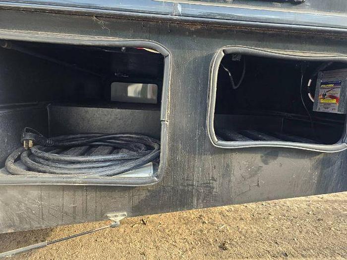 Used 2013 Thor Motor Coach Challenger 37DT