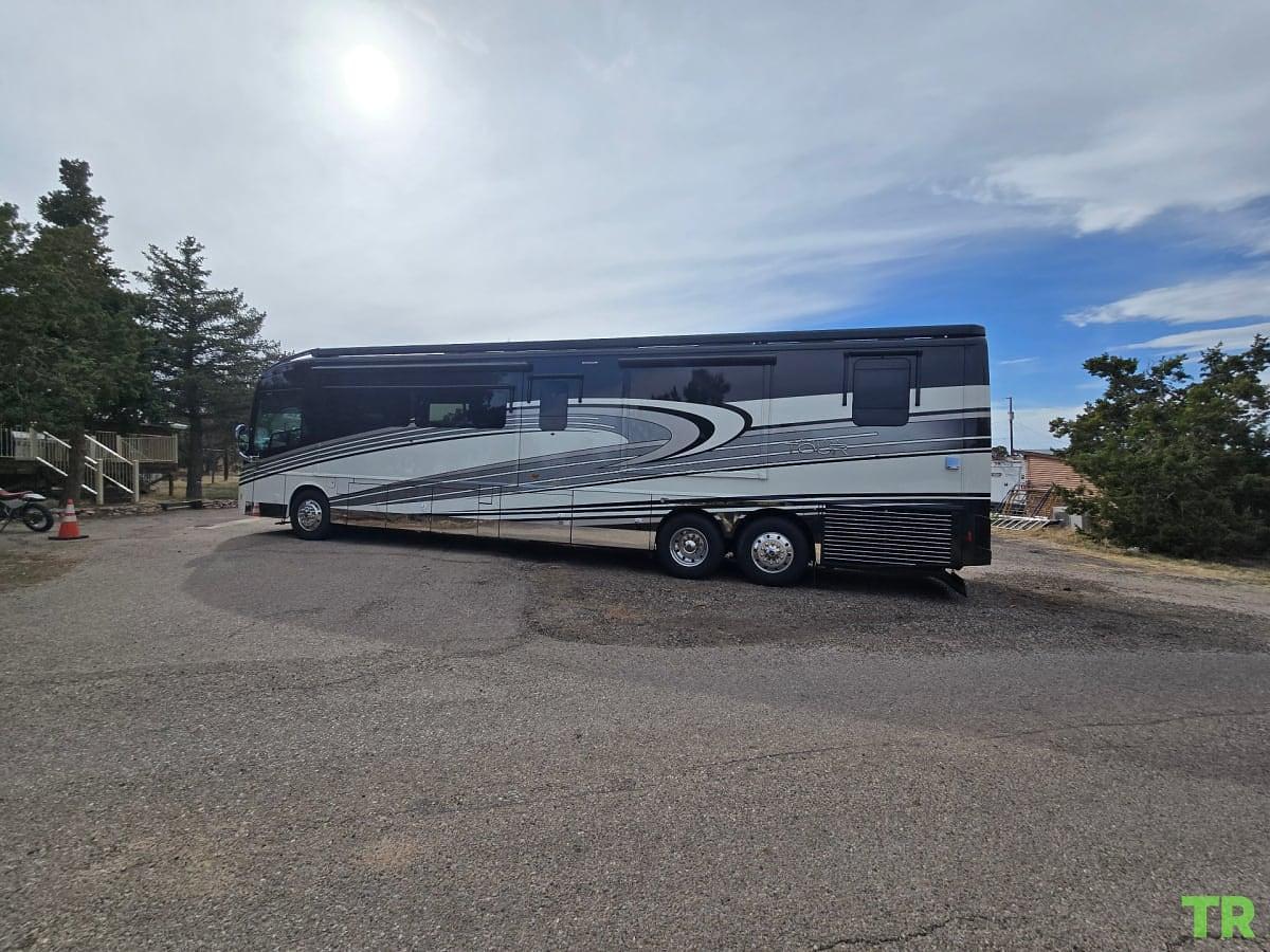 Used 2017 Winnebago Grand Tour 45RL